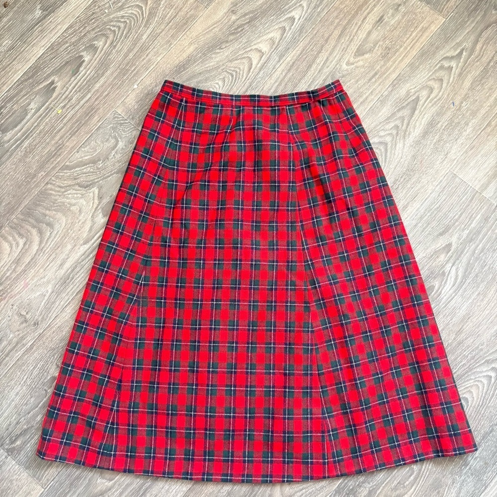 Vintage Pendleton Womens Tartan Plaid Red Virgin Wool Skirt